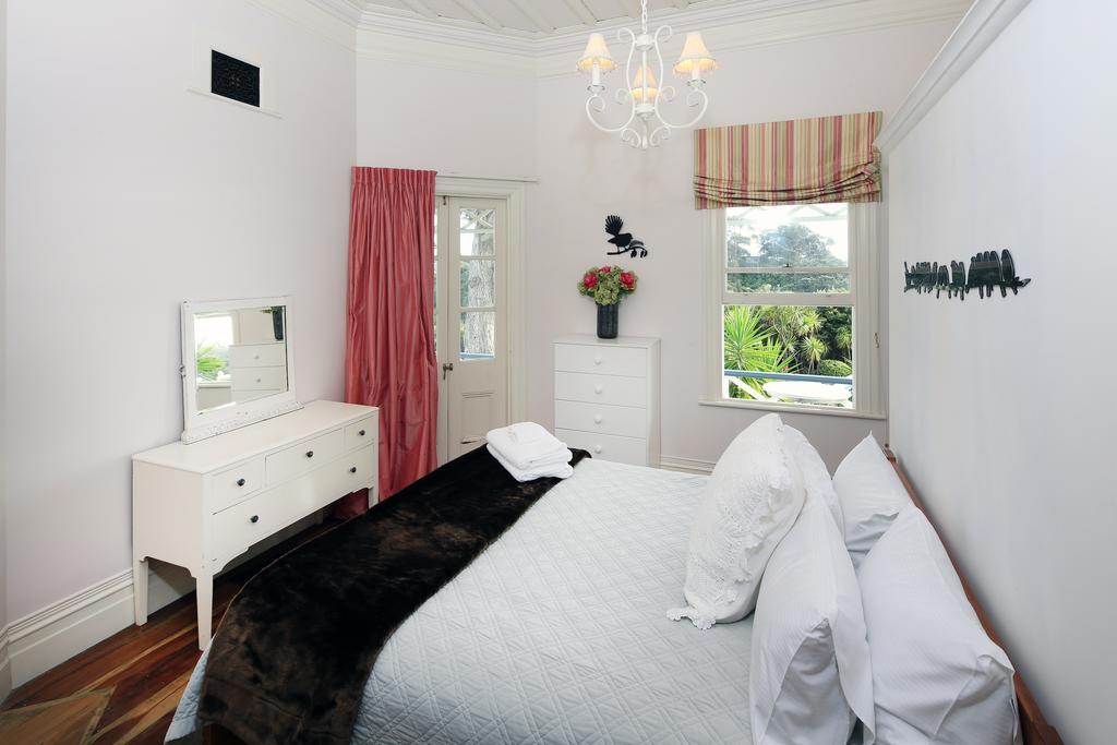 Crescent Villa - Stay Waiheke Ostend Εξωτερικό φωτογραφία