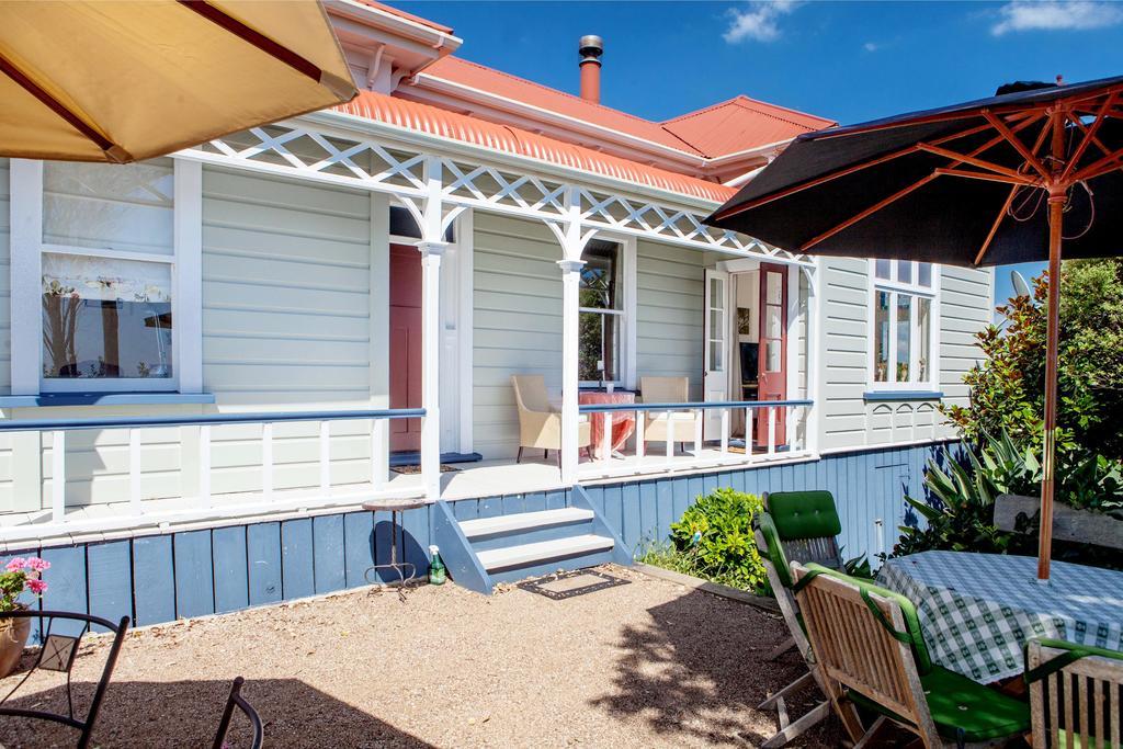 Crescent Villa - Stay Waiheke Ostend Εξωτερικό φωτογραφία