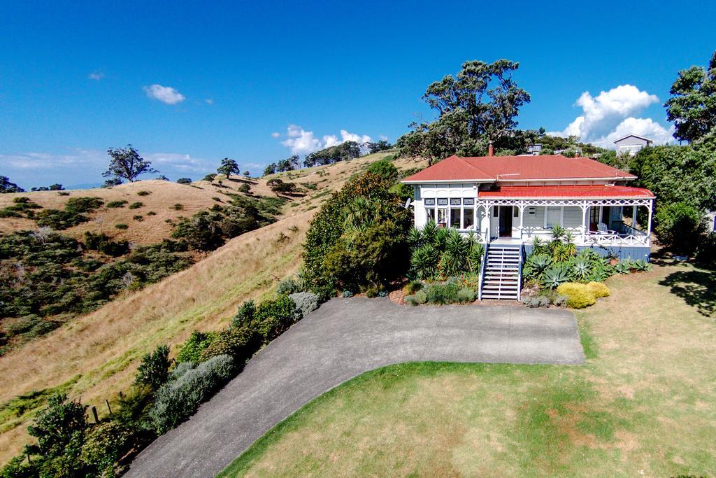 Crescent Villa - Stay Waiheke Ostend Εξωτερικό φωτογραφία
